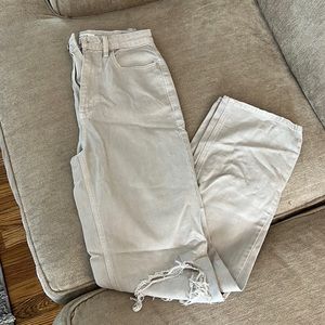 Pacsun 90s boyfriend tan jean with rips